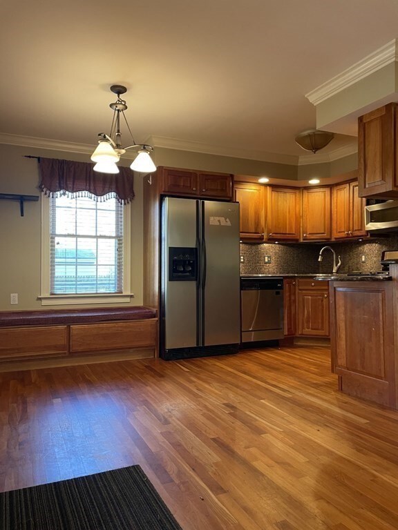 7 Moore St unit 2, Waltham, MA 02453 - photo 4