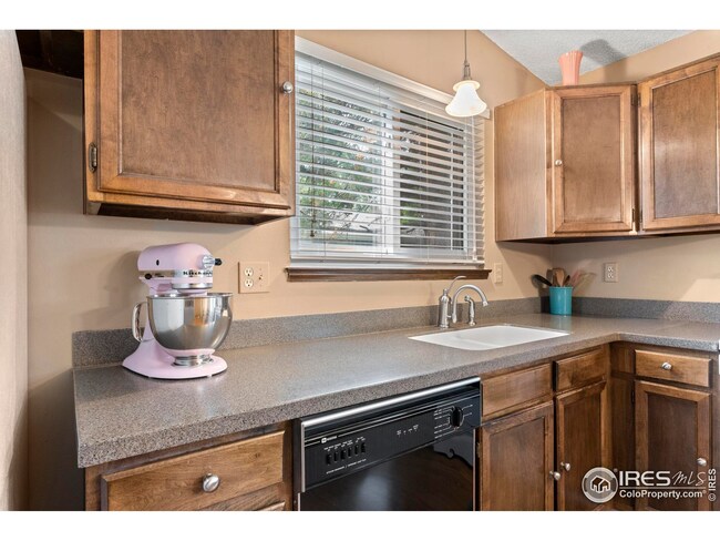 12428 Ash Dr, Thornton, CO 80241 - photo 6