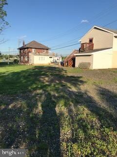 135 Neiffer Rd, Royersford, PA 19468 - photo 5