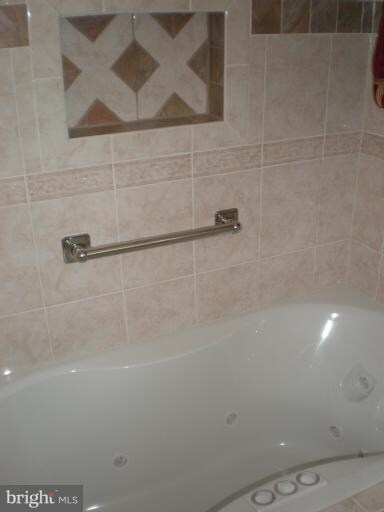 4904 Braddock Rd, Temple Hills, MD 20748 - photo 3