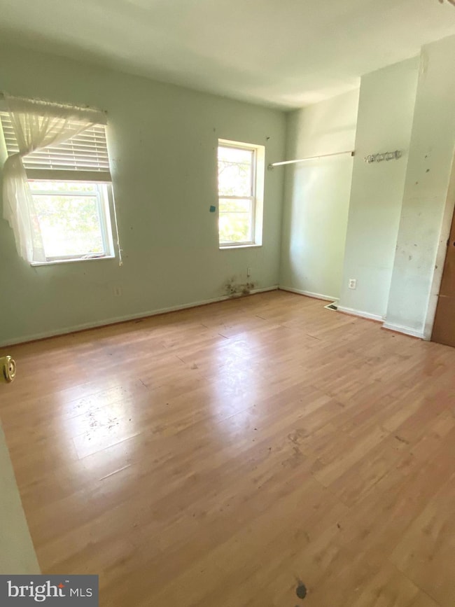 105 N Carrollton Ave, Baltimore, MD 21223 - photo 7