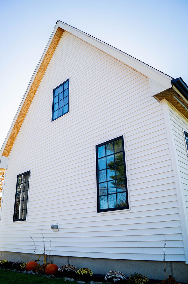 12 Haley Rd, Kittery, ME 03904 - photo 4