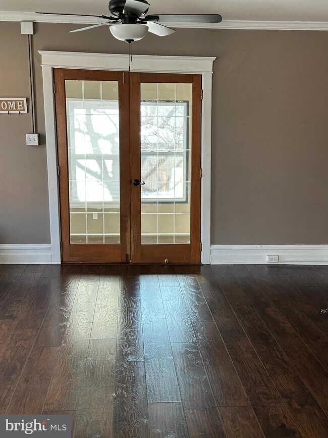 115 E 3rd St, Pottstown, PA 19464 - photo 5