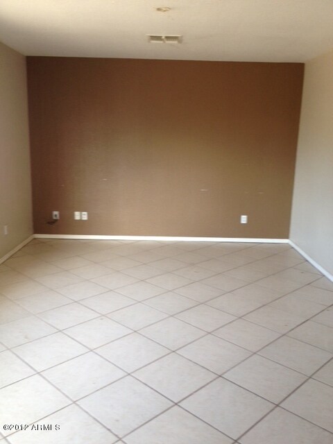 Living Rm