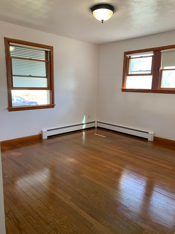 138 Fiberloid St, Indian Orchard, MA 01151 - photo 7