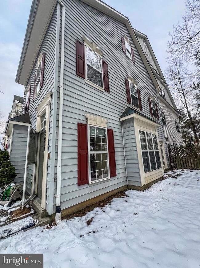 2601 Portola Ct, Odenton, MD 21113 - photo 3