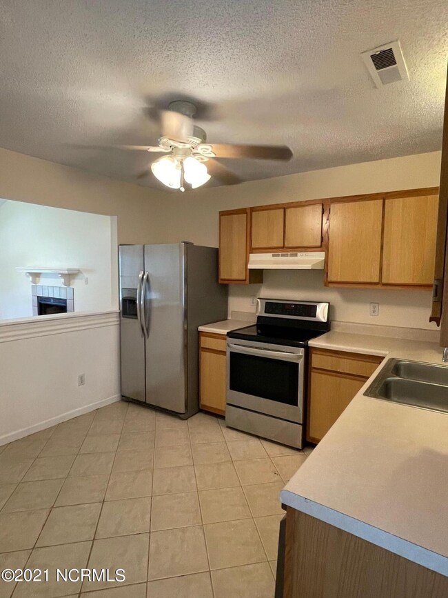 154 Brenda Dr, Jacksonville, NC 28546 - photo 7