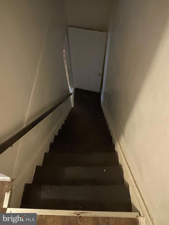 921 Green St, Reading, PA 19604 - photo 5