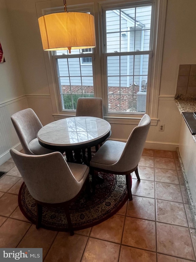 10207 Sundance Ct, Potomac, MD 20854 - photo 6