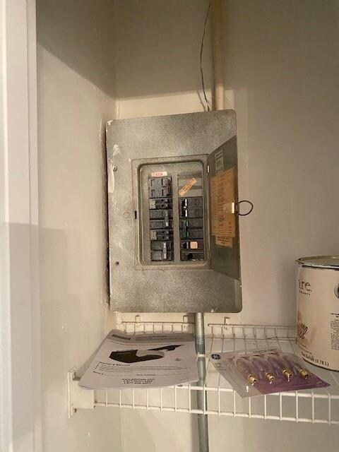 702 E 12th Street Place N, Newton, IA 50208 - photo 4