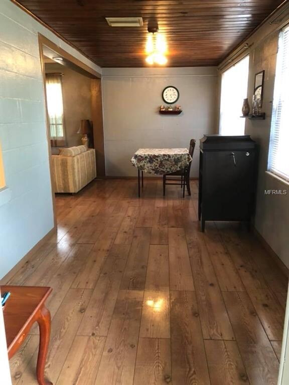 Foyer and dining area.