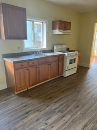 11 Upham St unit 2, Malden, MA 02148 - photo 4