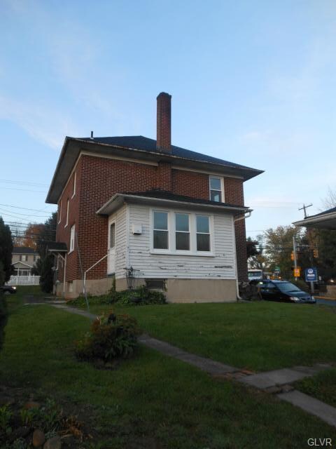 319 Main St, Tatamy, PA 18085 - photo 2