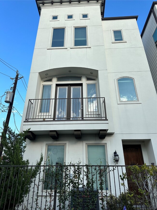 1226 Thompson St, Houston, TX 77007 - photo 2