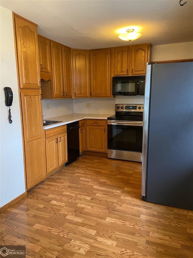 505 Mcconkey Dr, Shenandoah, IA 51601 - photo 7