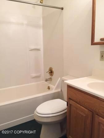 1100 Ermine St unit 2, Anchorage, AK 99504 - photo 5