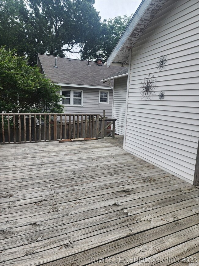 311 E Osage Ave, McAlester, OK 74501 - photo 7