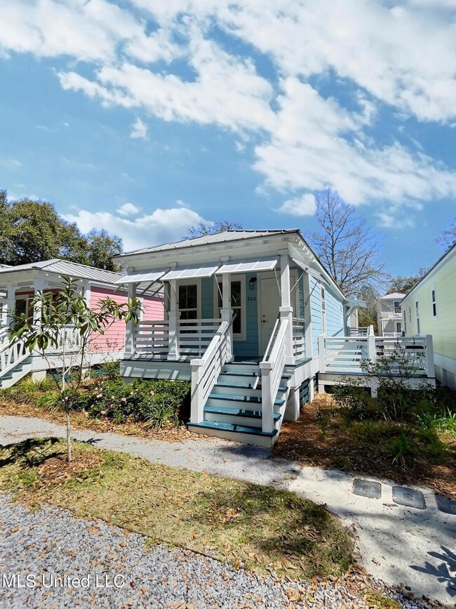 2151 Government St unit 600 Cottage Square L, Ocean Springs, MS 39564 - photo 3
