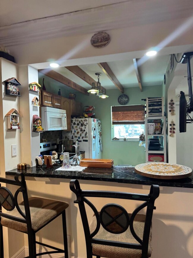 Wincast Arms North Condominiums unit 119, Deerfield Beach, FL 33064 - photo 5