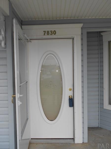 7830 Homestead Ln unit A, Pensacola, FL 32526 - photo 4