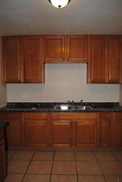 1840 N 27th Place, Phoenix, AZ 85008 - photo 7