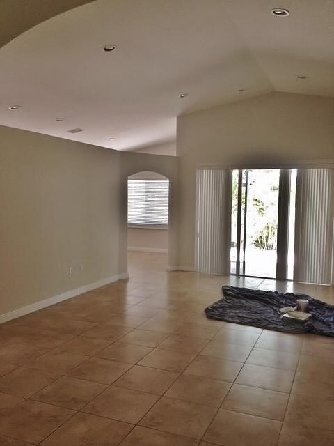 202 photo5