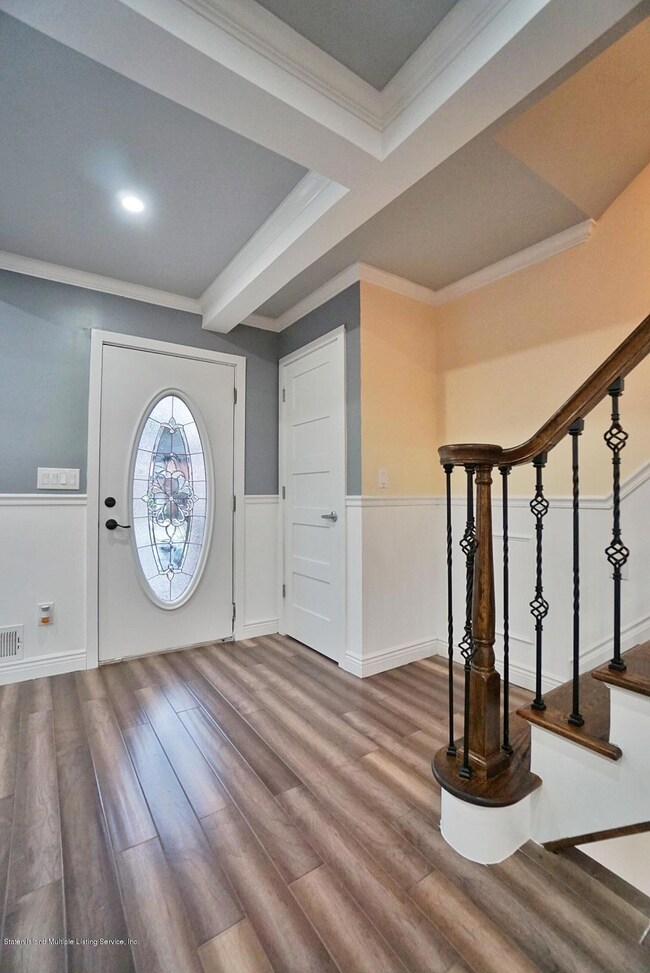 (2) Entry Foyer