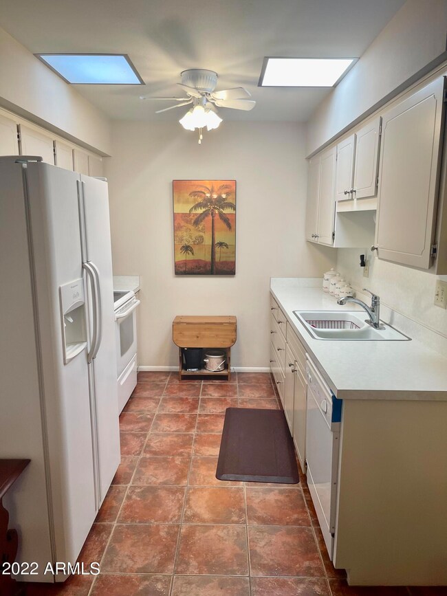 0DF64D05-7BBA-451A-9921-577D8B52B8A4