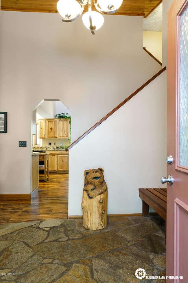 Entry_Hallway_Stairway_2