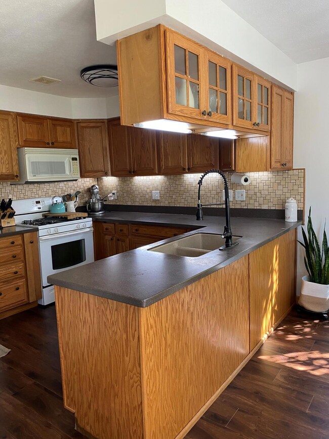 W16496 Mcconnel Rd, Curtis, MI 49820 - photo 6