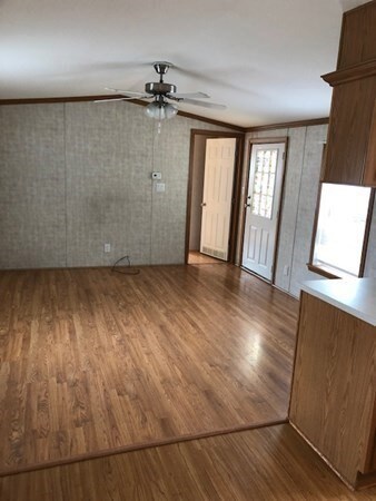 548 Kenyon Ave unit 8, Attleboro, MA 02703 - photo 5