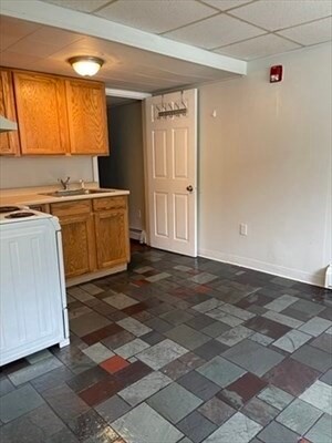 65 Curve St unit 6, Millis, MA 02054 - photo 5