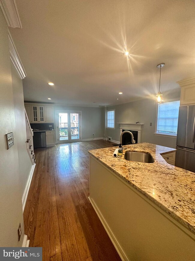 1220 Portner Rd, Alexandria, VA 22314 - photo 7