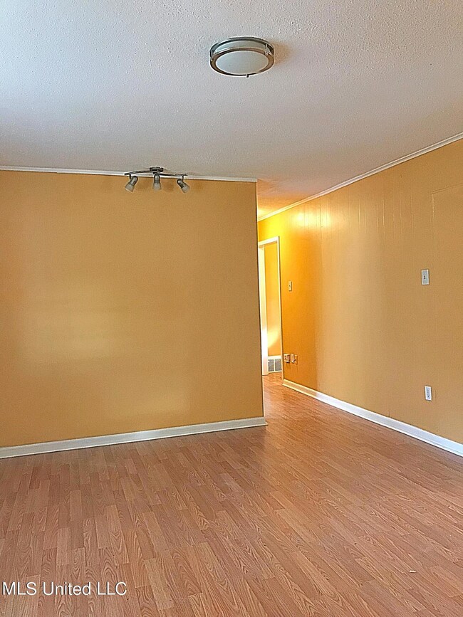 4CD49B79-7762-47EE-A88B-0997A27B5F22