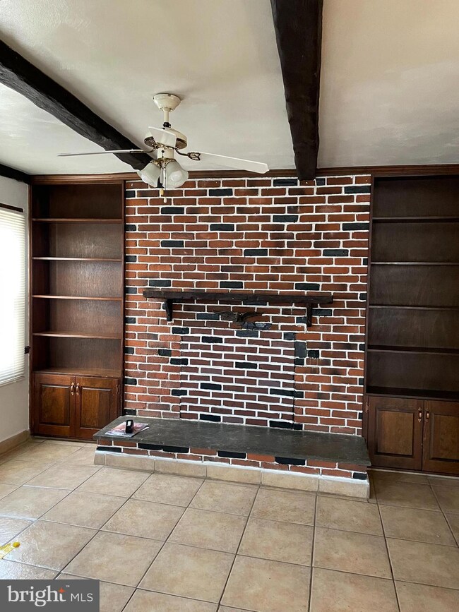 213 W Ayre St, Wilmington, DE 19804 - photo 3