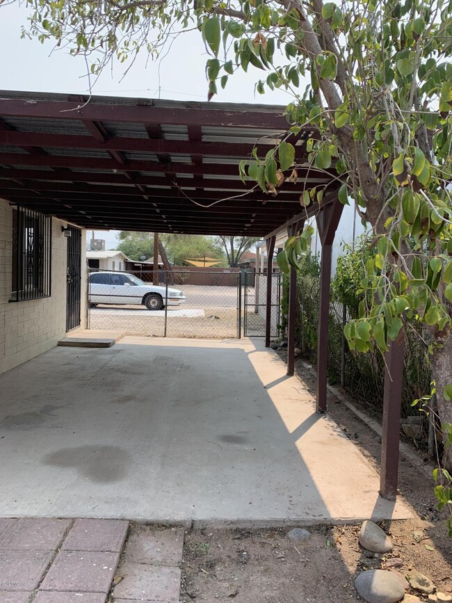 2111 E 18th St, Tucson, AZ 85719 - photo 5