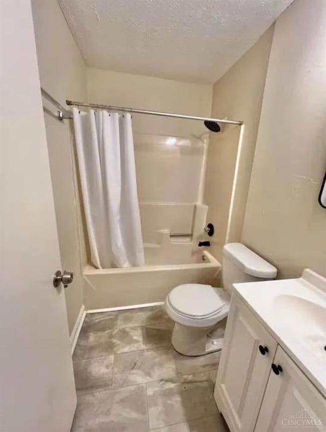 3384 Ninann Ct, Cincinnati, OH 45211 - photo 4