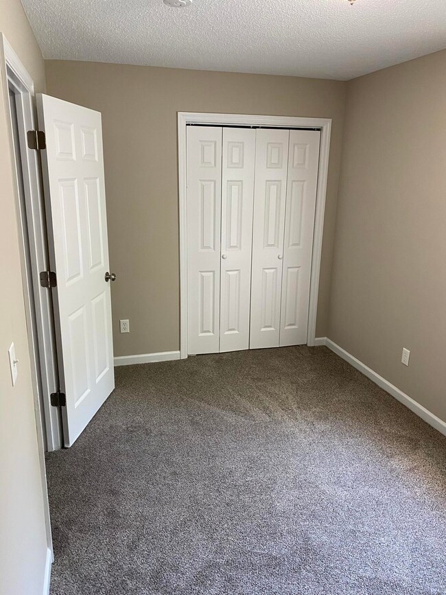 125 Shadowrock Dr, Tunnel Hill, GA 30755 - photo 6