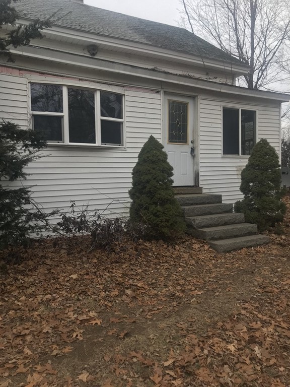 134 Quinapoxet St, Jefferson, MA 01522 - photo 2