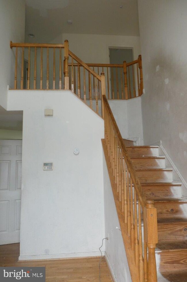 7616 Stratfield Ln, Laurel, MD 20707 - photo 4