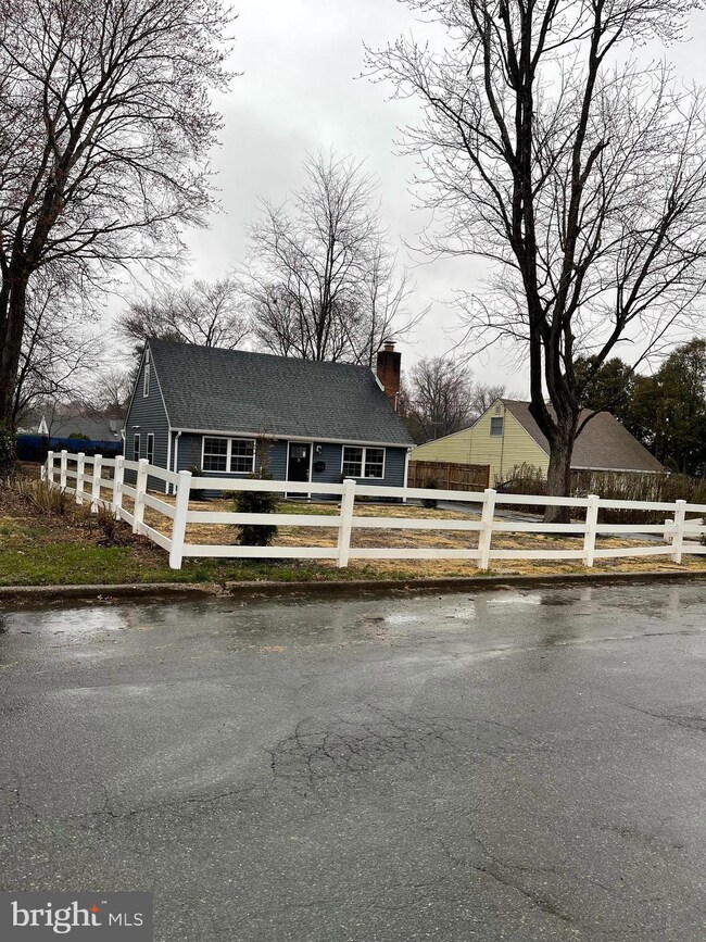 113 Beacon Ave, Ewing, NJ 08618 - photo 4