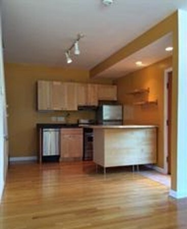 992 Beacon St unit A, Newton Center, MA 02459 - photo 5