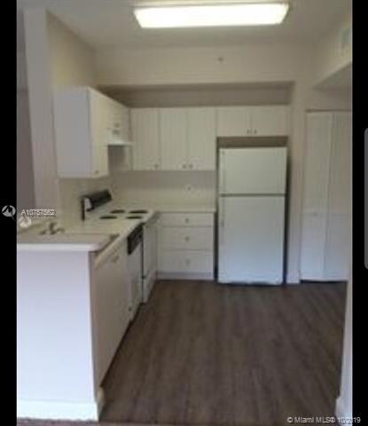 6968 SW 39th St unit F103, Davie, FL 33314 - photo 3