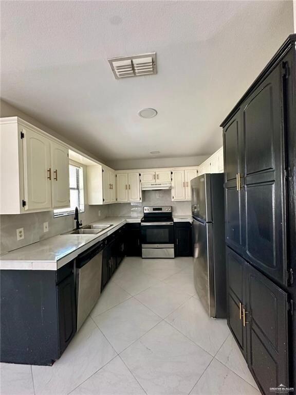 822 Diana Dr, Edinburg, TX 78542 - photo 6