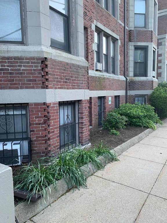 26 Commonwealth Terrace unit 2, Brighton, MA 02135 - photo 2