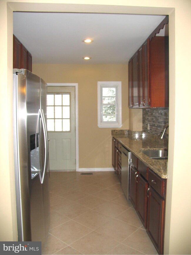 3402 Brendan Ave, Baltimore, MD 21213 - photo 6