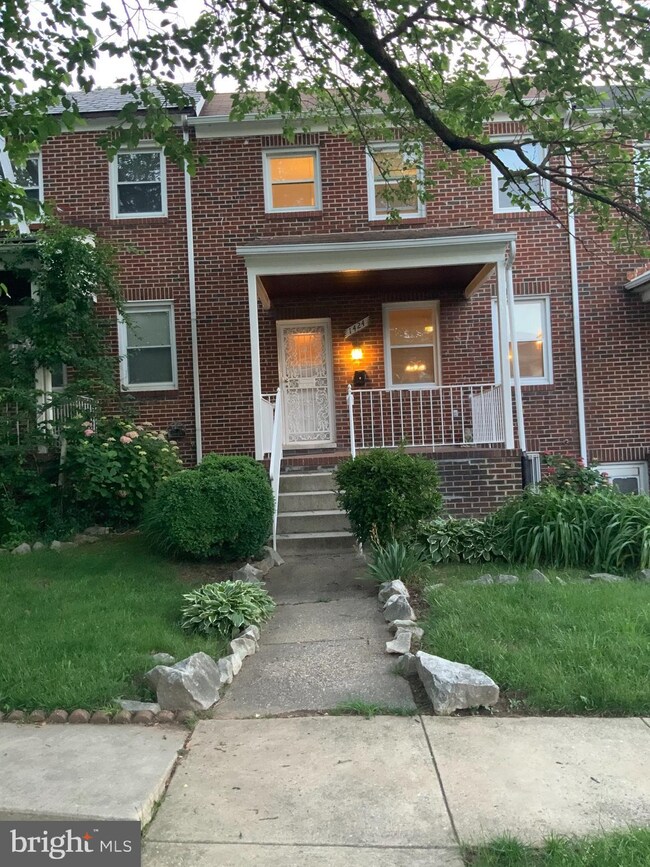 1424 N Ellwood Ave, Baltimore, MD 21213 - photo 2