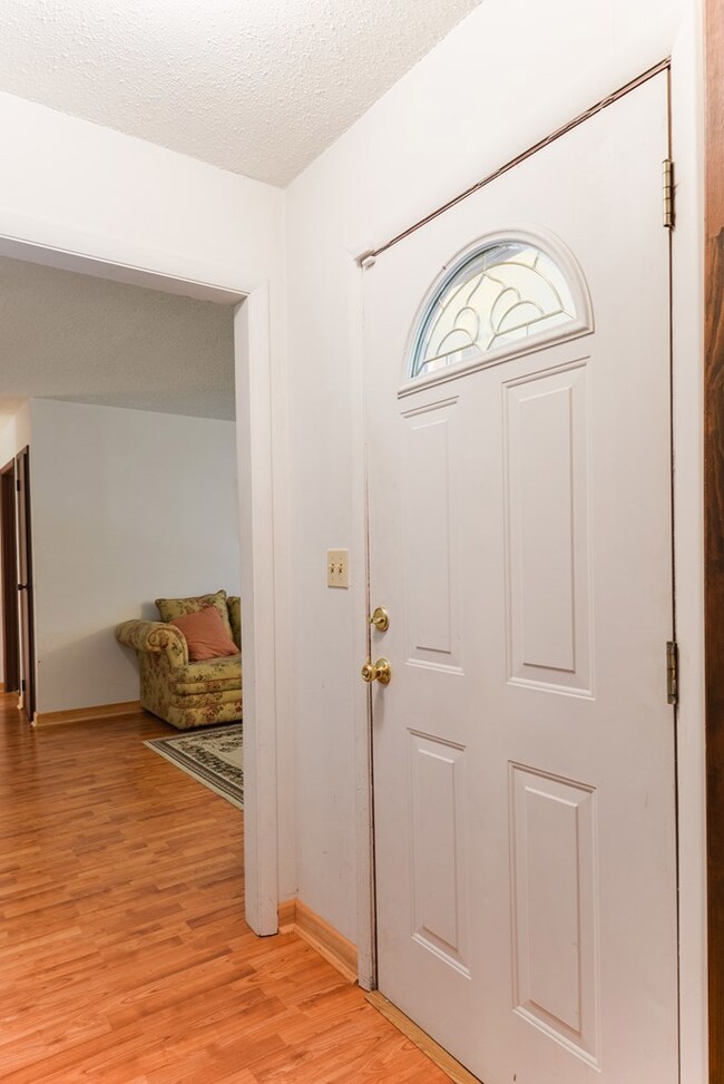 703 Lexington Ct, Dalton, GA 30721 - photo 5