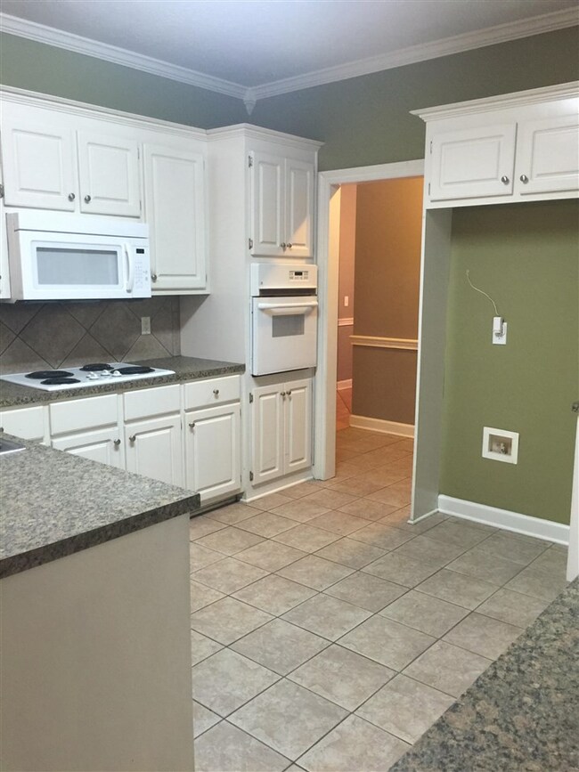 253 Charlene Dr, Byram, MS 39272 - photo 4