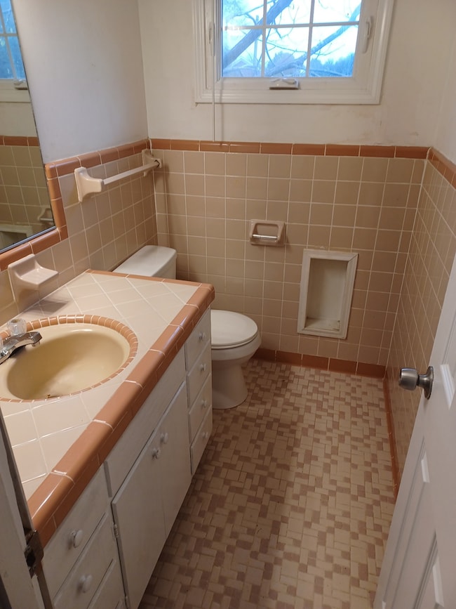 1057 Mapleash Ave, Columbia, TN 38401 - photo 7